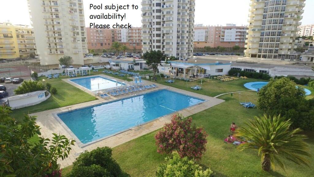 Armacao De Pera Praia Mar Sol 外观 照片